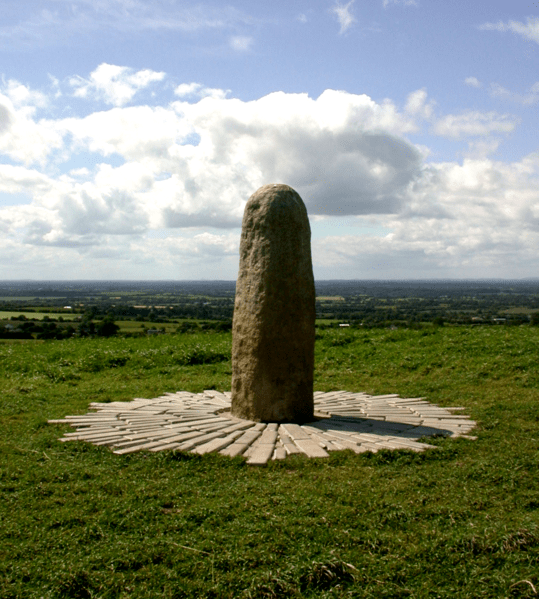 539px-Stone_of_Destiny,_Hill_of_Tara